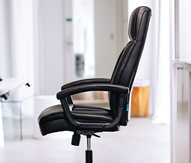 close up of buro dakota II executive chair in modern office