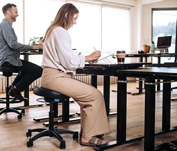 buro polo office stools with people sitting