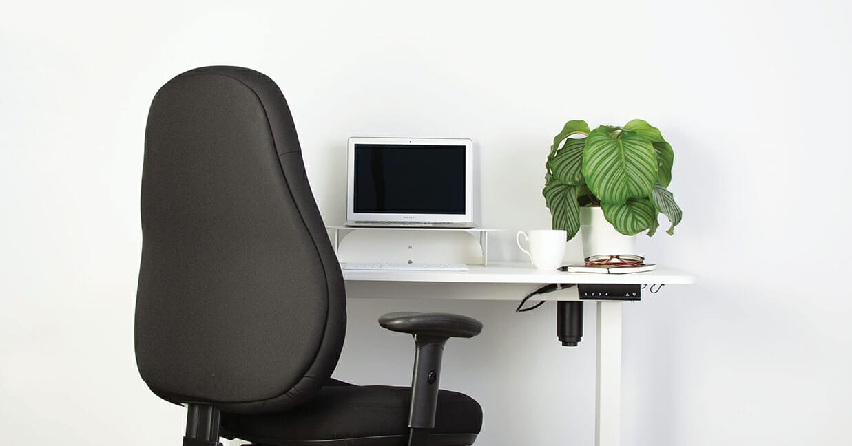 Mondo Lypta height adjustable desk makes an ergonomic workstation