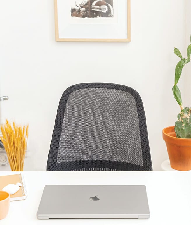mondo soho chair at personalised workstation