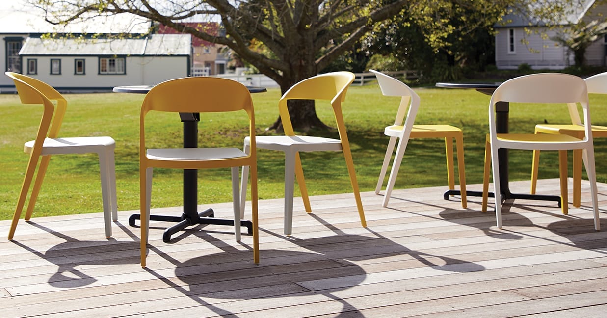 konfurb duoblock outdoor cafe seating