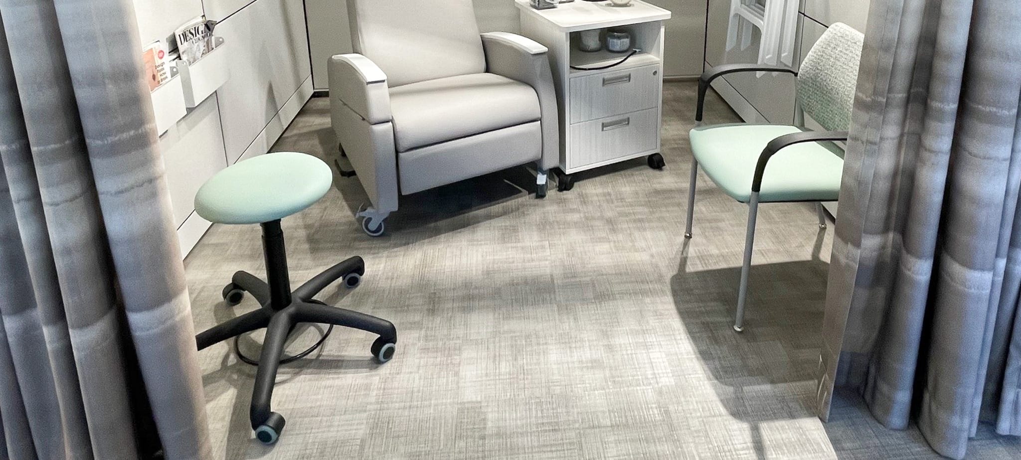 Healthcare resimercial trend at Neocon show