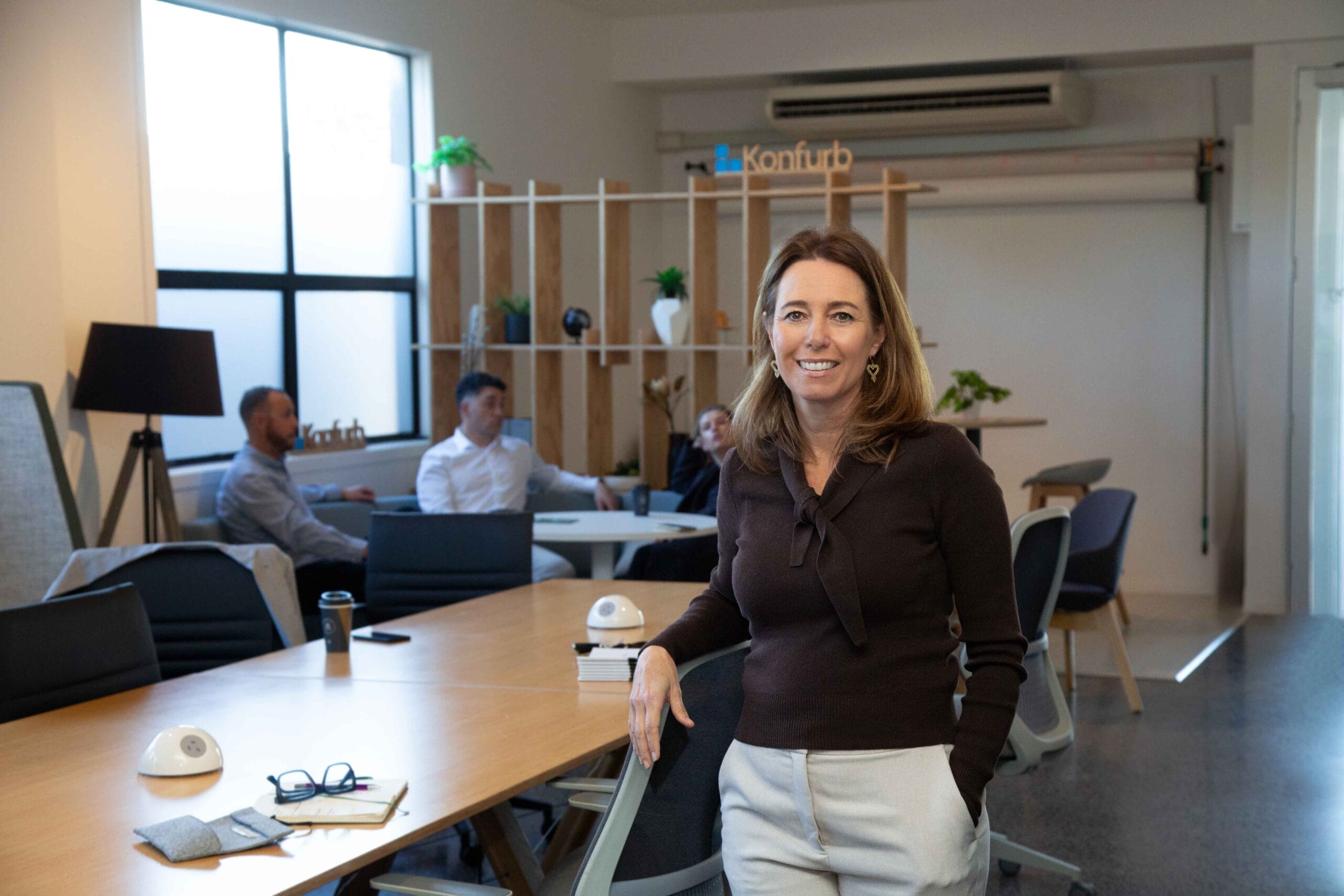 Sarah Friis in Buro Auckland office